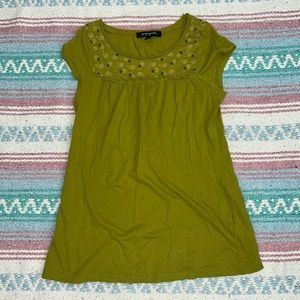 Propaganda green short sleeved t-shirt with floral print